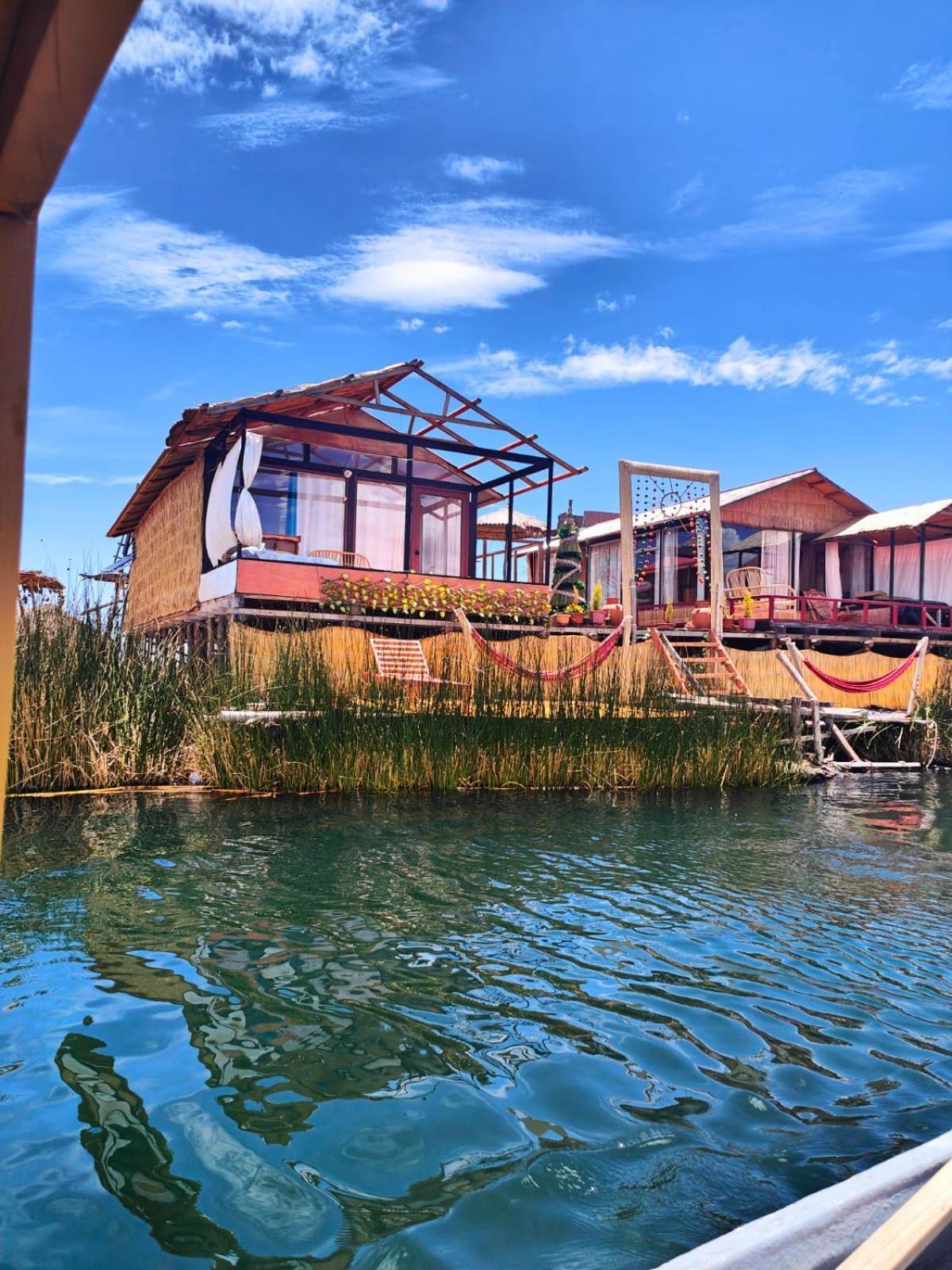 Uros Titikaka The Best Lodge Puno Exterior photo