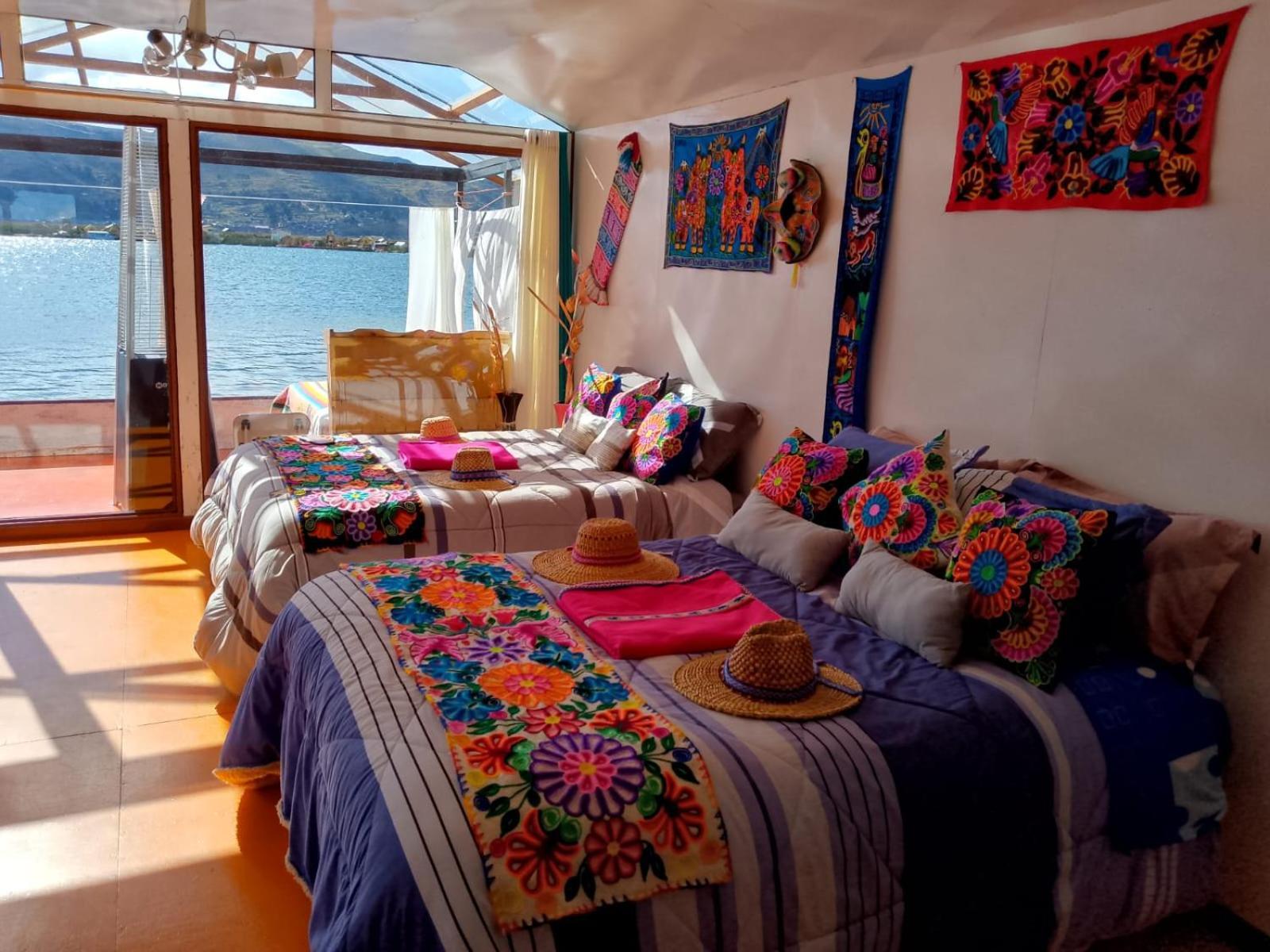 Uros Titikaka The Best Lodge Puno Exterior photo